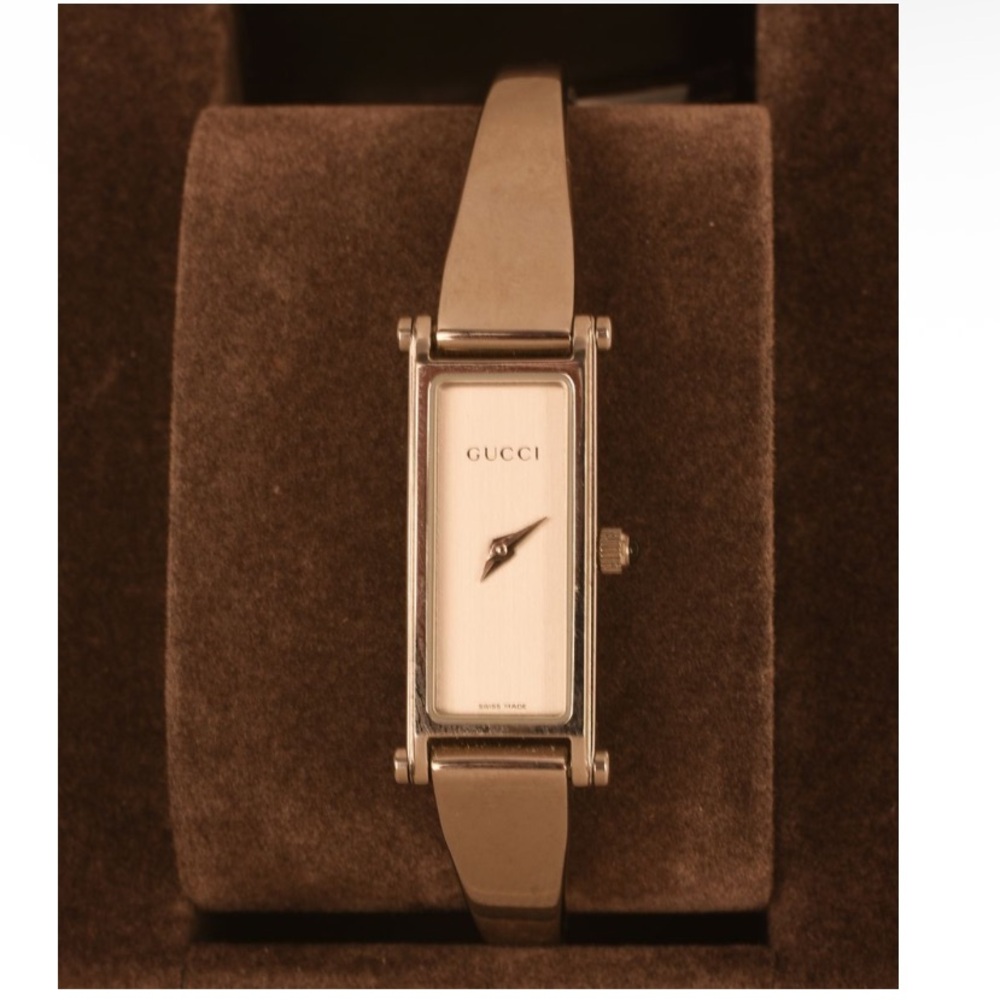 Gucci 1500 Series Women's Watch